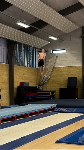 675K views · 10K reactions | My first triple flip layout on tumbling track勞 #gymnast #gymnastics #tumbler #flips #flip #salto #tumbling #powertumbling | Frederik Bækhøj Skaaning | Facebook