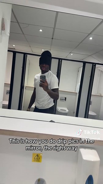 How to Take Stylish Fit Pics in the Mirror