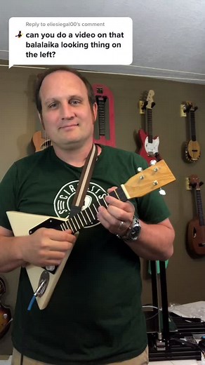 Reply to @eliesiegal00 Demo of the electric balalaika that I built in 2011. #balalaika #electricbalalaika #homemadebalalaika