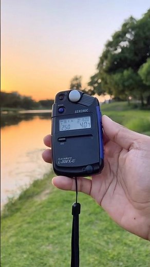 What is a lightmeter and how to use it #filmphotography #film #35mm #lightmeter #photographer
