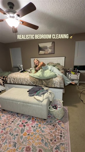 Realistic Bedroom Cleaning Routine for Busy Moms