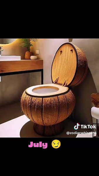 Your Month's Fruit: A Fun Guide to Seasonal Choices