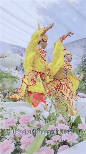 Kinnara and Kinnari #symboloflove #legend #dance #folk