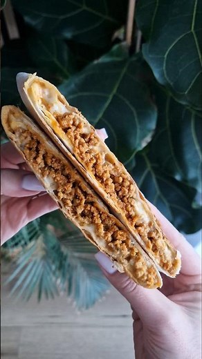 TORTILLA Z MIĘSEM MIELONYM