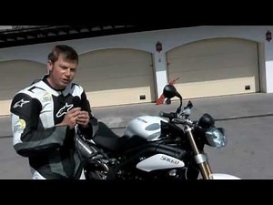 1er essai Triumph Speed Triple 2011 sur circuit et route par Moto-Station.com !