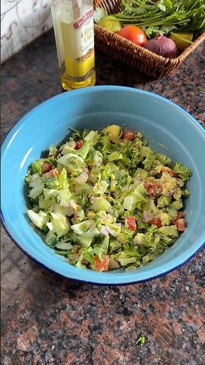 Avocado & Egg salad 🥗 Recipe 👇🏻