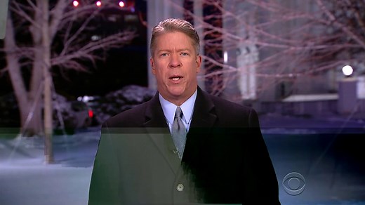 Obama urges diplomacy while examining punitive measures for Russia