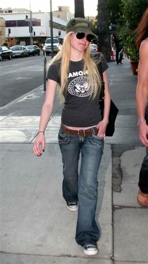 me in the 2000's #2000s #hot