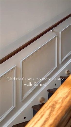 Staircase DIY #wainscoting #diy #homedecor #walldecor #staircase #chymariebrown