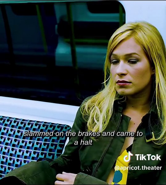 The woman woke up to find that the entire subway had disappeared#tiktokshop #fypシ゚viral #movie #fy #fyp #tiktok