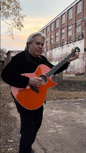 New Doyle Dykes Signature Model Taylor Guitar NOW Available!