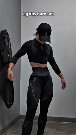 Kris on Instagram: "unilateral leg extension variation (help) wearing @younglaforher Black Friday drop (inc. Nov 25) dc KRIS"