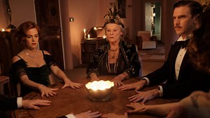 'Blithe Spirit' is a bit of forgettable fun for a drab, drizzly evening