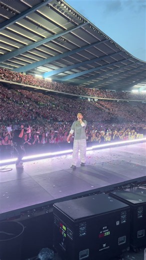 Tomorrow D1 Brussels was the best thing ever #bts #brussels #jungkook #fyp