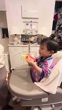 Big sister Joi blows out the candles on the cake 🙏❤️ #beebeeisan #JapaneseGirl #baby #ThaiInJapan...