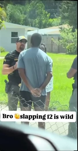 @sigma.shitpostin on Instagram: "日本利用压电瓷砖将脚步转化为电能。这些瓷砖捕捉来自 你脚步的动能。当你行走时,你的重量和动作会对瓷砖产 生压力。瓷砖会轻微弯曲,从而产生机械应力。瓷砖内部 的压电材料将这种应力转化为电能。每一步都会产生少量 电荷,而数百万步结合在一起就能产生足够的电力来驱动 LED灯、数字显示屏和传感器。在像涩谷车站这样繁忙的 地方,每天大约有240万个脚步为这一系统作出贡献。这 些电能可以被储存或立即使用,从而減少对传统电力来源 的依赖,并支持可持续的城市基础设施。这种方法将日常 运动转化为实用的可再生能源 #日本#知识#事实 #你知道 吗 #推荐 #科技 #创新 #历史 #技术#实验#热门"