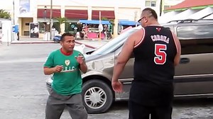 Bouncer knocks out drunk outside Downtown Bar Street Fight - Texas