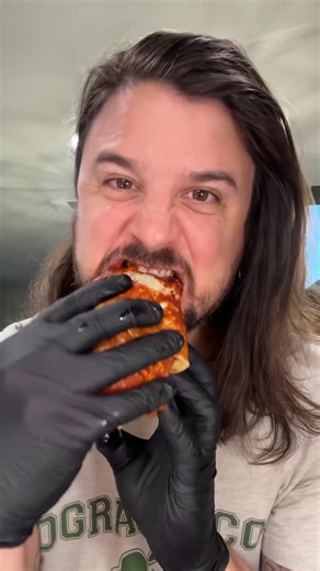 Cheesy pizza crunchwrap recipe