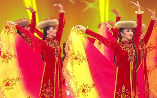一曲艳丽绝美的新疆维吾尔族舞蹈《Özhal Muqam Jula》Uyghur Traditional Dance 2023