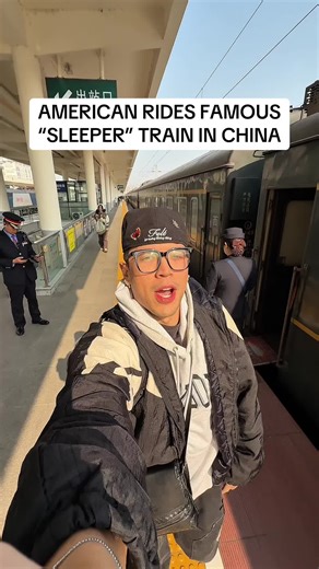 American Rides Famous “Sleeper” Train in China 🚂🇨🇳 #fyp #chinatiktok #viralvideo #trendingvideo #fyppppppppppppppppppppppp