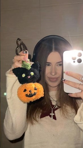 DIY Pumpkin CAT From SOCKS Cute And EASY Fall CRAFT