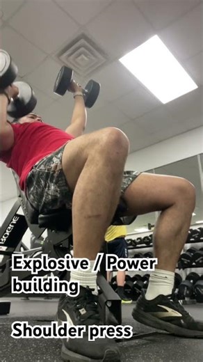 Going 4-6 reps at 65% 1RM, all about exploding back up #lifting #workout #athlete