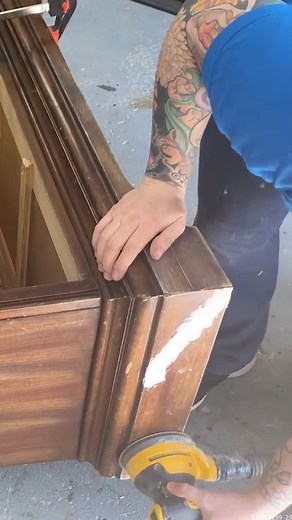 😲 #diyprojects #flippingfurniture #designinspiration #vintagefurniture | Transcend Furniture Gallery