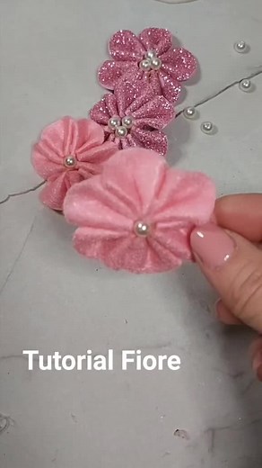 Tutorial Fiore #tutorial #flower #Fiore #feltro #fattoamano #allaboutcommunity #CapCut
