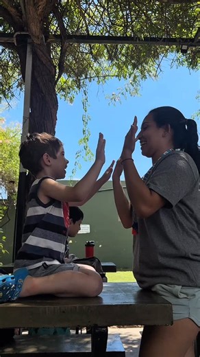 Club Atlético Temperley on Instagram: "🐙 Así se ve un día en la Colonia con el grupo de 5 y 6 🤩 Los profes nos comparten cómo se ve un día en la Colonia de los más peques: juegos, actividades y muuuchas risas. 🖤🤍 Esta es la Colonia del Negro, Cülturitas. #QueridoClubdemiBarrio🏁"