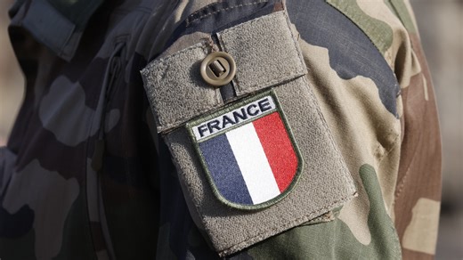 Une attaque iranienne provoque un incendie sur une base accueillant des forces françaises, aucun Français blessé