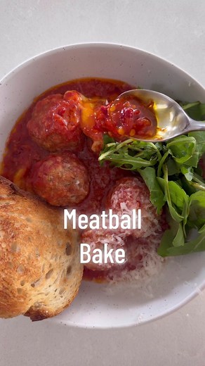 Easy Meatball Bake Recipe for Family Dinner