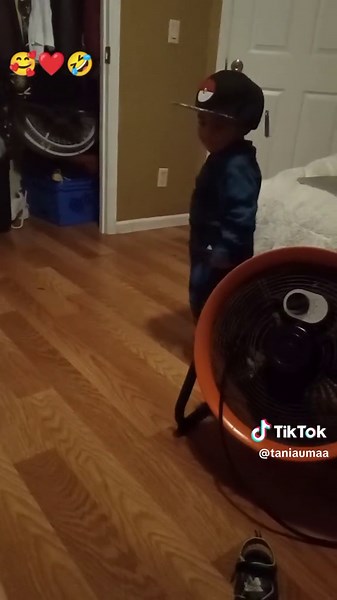 Tania umaña (@taniaumaa)’s videos with sonido original - Θ§￦¡N hn