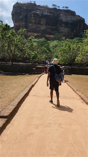 This Place in Sri Lanka Feels Unreal! 😱🇱🇰 | Sigiriya Day Trip