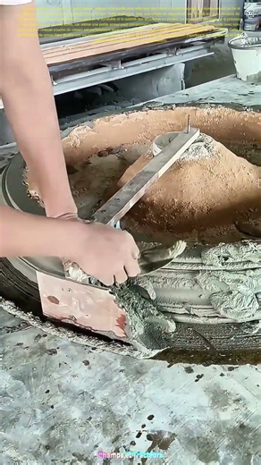 L'Art de la Maçonnerie : Comment les Ouvriers Donnent Vie aux Structures en Ciment