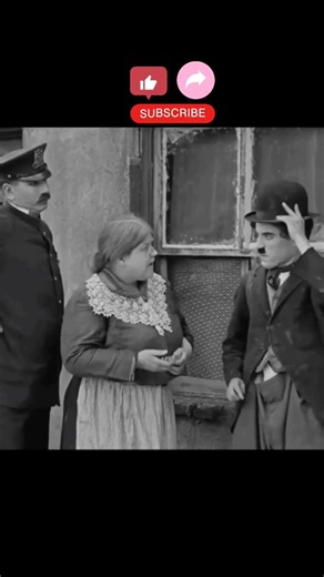 Charlie Chaplin Window Repair Scheme 😂 | The Kid 1921 #Shorts