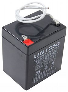 Curt Soft Trac II Trailer Breakaway Kit with 5 Ah Battery and Clamp On Case - Top Load CURT Trailer