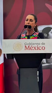 La comunidad universitaria del Campus IV encabezada por el Rector de la Benemérita Universidad Autónoma de Chiapas, Oswaldo Chacón Rojas, presente en el Informe de Gobierno de la presidenta Claudia Sheinbaum Pardo. | Comunicación Campus IV Unach