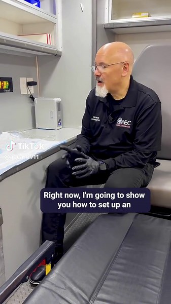 Behind the scenes with Dave as he demonstrates an Albuterol Neb Treatment. This treatment plays a crucial role in managing a patient's ability to breathe better. 🫁💨 Our instructors go the extra mile to ensure every student comprehends the treatments and techniques taught in our courses. Knowledge is power in emergency care! 💉 #emergencytraining #paramedictraining #paramediclife #paramedic #paramediccourses #manassasva #alexandriava #hamptonva #richmondva #vabeachva