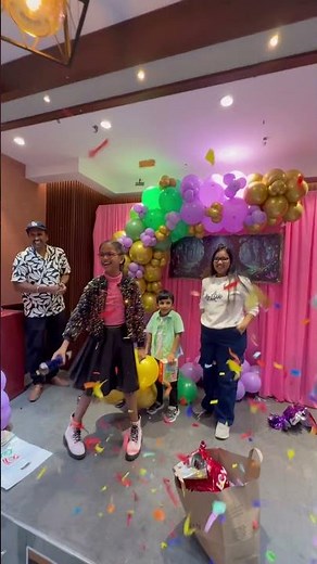 Montagem Coma song birthday popper fun enjoying at party with trending song