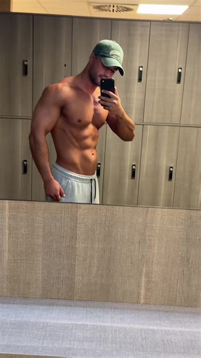 Optimizing Your Physique: Essential Form Checks in the Gym