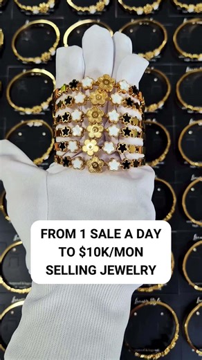 Alex | Glozzo Wholesale Jewelry on Instagram: "Let’s break down if selling jewelry is really profitable 🔥 I work in the mid-price segment — high-quality costume jewelry made of brass or stainless steel with gold or silver plating. Here’s the simple math behind it 👇 💍 Average wholesale price - $5 💍 Average retail price - $25 💍 Average order - 3 pieces ($75 total) 💍 Profit per piece - $20 💍 Profit per order - $60 Even with just 1 sale a day, your monthly income is around $2,250 👍 And if yo