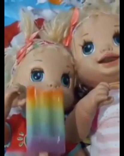 Baby Alive sick potty training twins share popcicle, now with licking noises!!!
