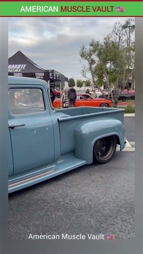 ​Can anyone tell me the exact model and year of this classic truck? ​#ClassicTrucks #VintageTruck #C