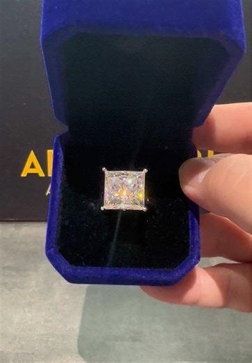 Custom Moissanite Engagement Ring - 10ct Princess Cut