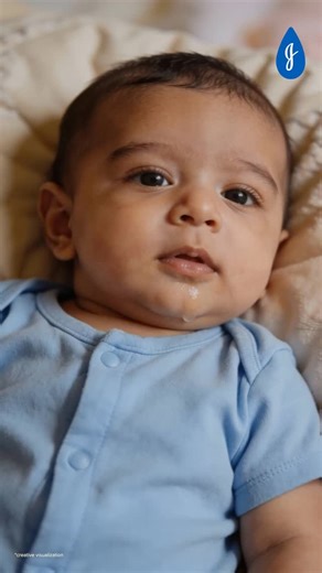 Drooling is often a sign that your little one is growing beautifully 💙✨ As their salivary glands and tummy mature, a little extra mess is completely normal. When those tiny dribbles turn into big smiles, keep it gentle with Johnson’s Baby Wipes, soft care for delicate skin 🤍🫧 #johnsonsbaby #babywipes #drooling #babycare #parentingtips | JOHNSON'S baby