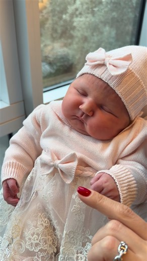 İrana Gorchiyeva on Instagram: "35 həftəlik 4350gr🩷😇 Bu həftədə bu çəki nadir olur"