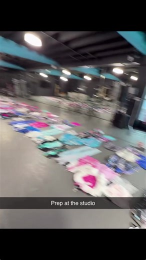 JoJo Siwa's Amazing Tour Costumes Revealed!