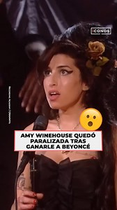 2.6M views · 81K reactions | Fue la reacción más sincera de todo el tiempo, Amy Winehouse cuando recibió el Grammy quedó en shock pero no fue la única reacción de la noche. Así quedó el resto de los nominados. | íconos | Facebook
