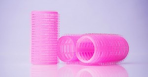 Les bigoudis, les accessoires de mamie dont on se sert aussi !