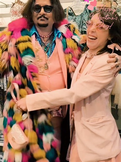 Kenny Depp & Barbie, shopping de la Saint Valentin 😁😁🎶✨🌸 #JohnnySteff #johnnydepp #kennydepp #parody #barbie